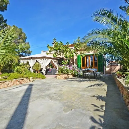 Benestar Holiday home